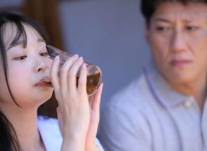Chú dùng thuốc kích thích để đụ cháu gái thỏa mãn