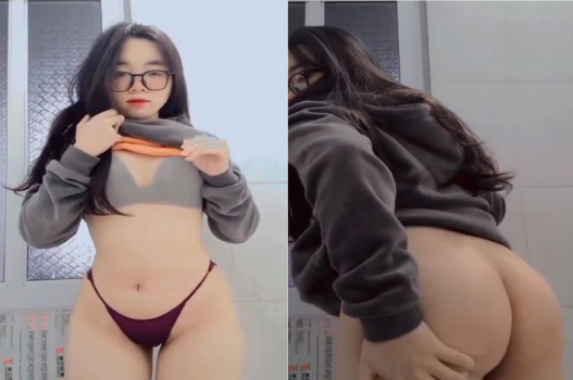 Cô gái kính cận quyến rũ với vòng 3 khủng khơi gợi đam mê